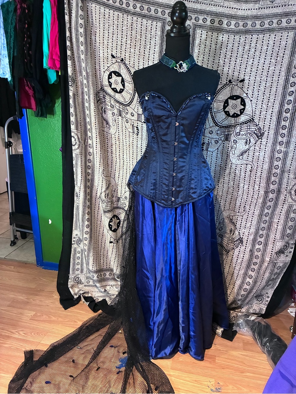 Siren Costume w Carved Skull Pearls, Steel boned Corset, Skirt, Cape, & Jewelry